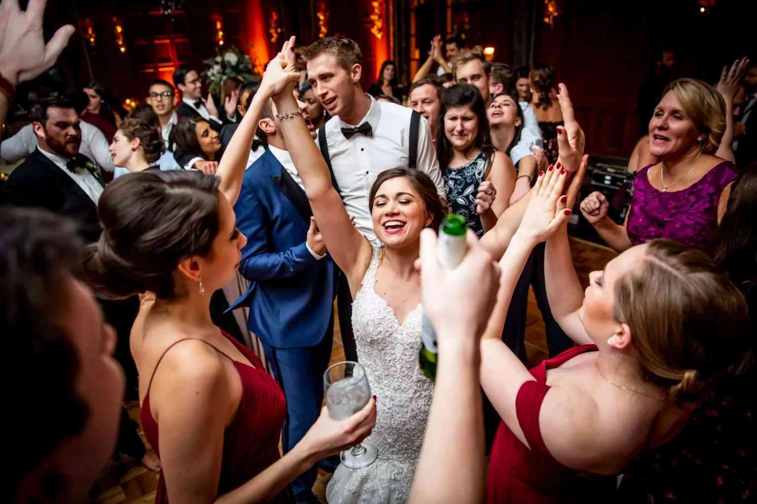 Bride on packed dance floor | DRS Music | David Rothstein Music | Chicago wedding band | Chicago wedding bands | Chicago wedding Music | Best Chicago Wedding Band